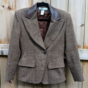 The Limited VTG Equestrian Jacket With Leather Accents